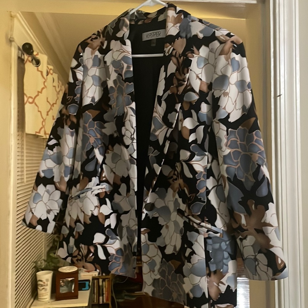 Fun design Blazer!